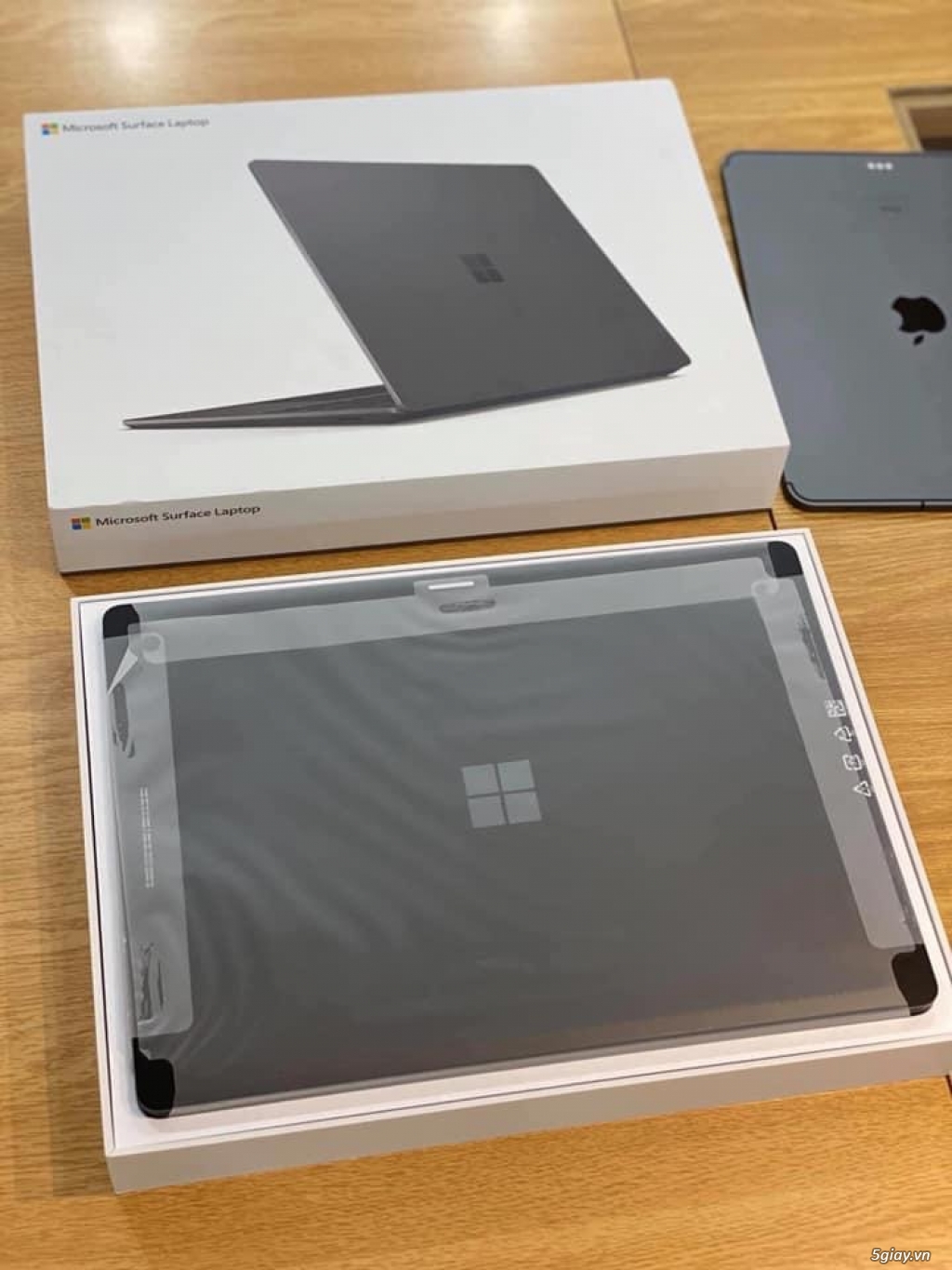 SURFACE LAPTOP 3 13inch ( core i5/8/256/Black) - 2
