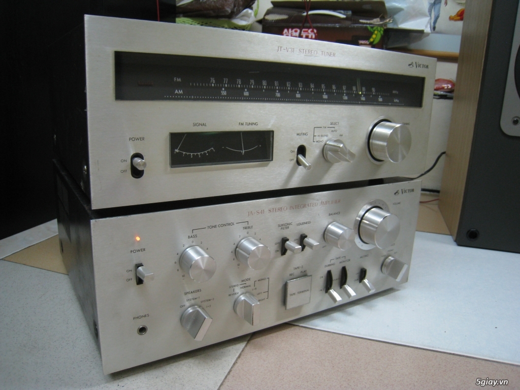 Bộ Amply Victor JA-S41 cs 160 w Tuner V-31