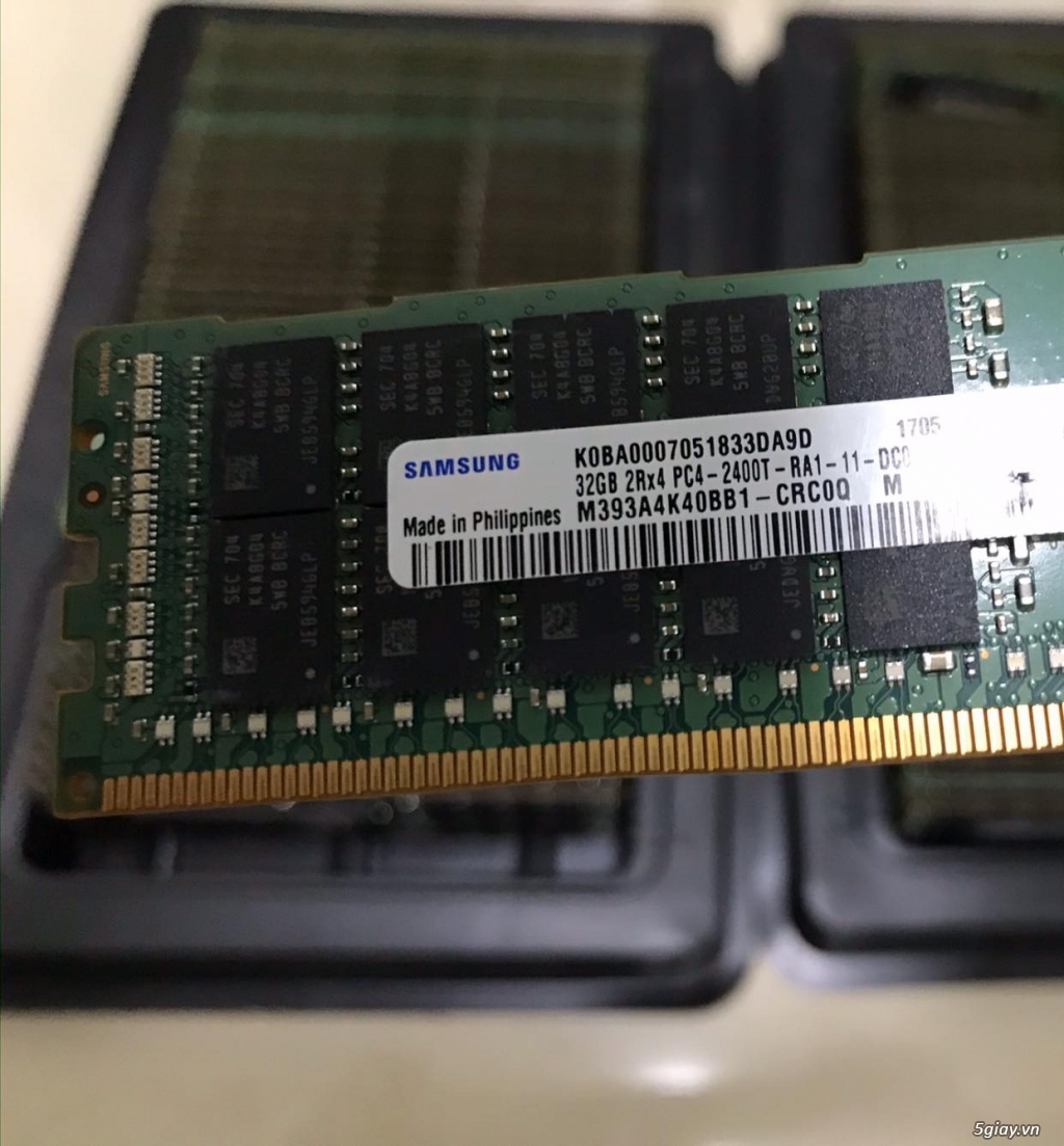 RAM Samsung 32GB DDR4-2400T ECC RDIMM - 1