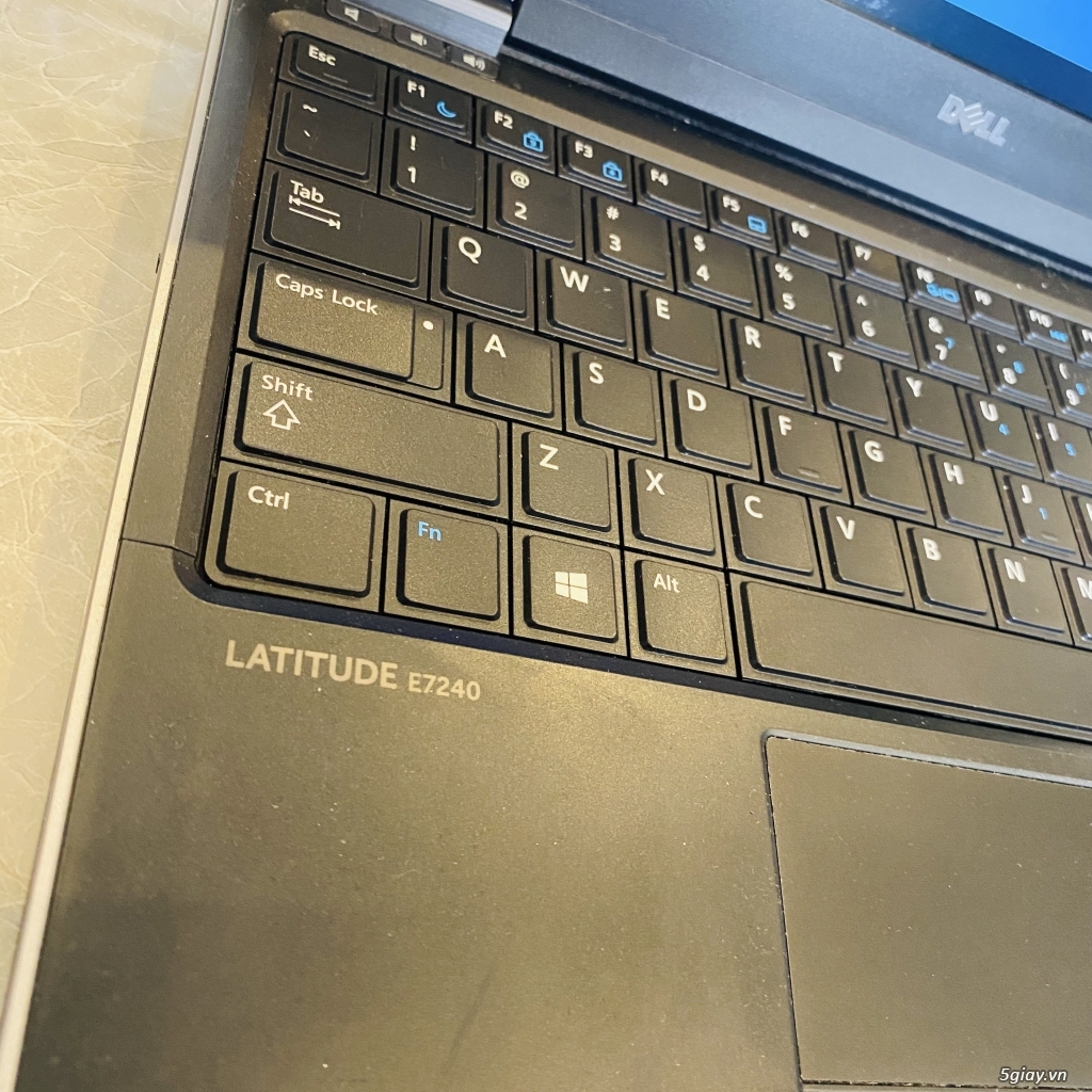 Dell Latitude i5/ ram4g/ ssd128 ( 4triệu9 ) - 4