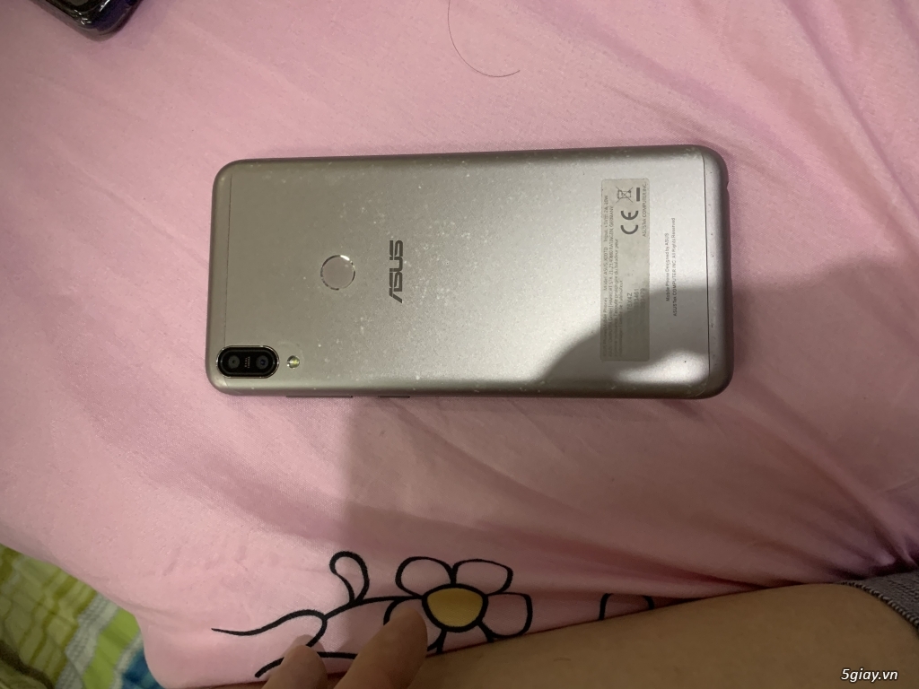 Cần bán Asus Zenfone Max Pro M1