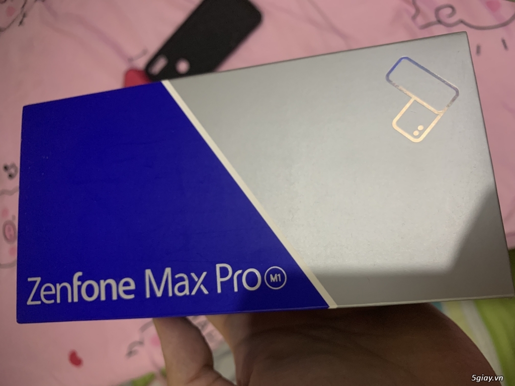 Cần bán Asus Zenfone Max Pro M1 - 1
