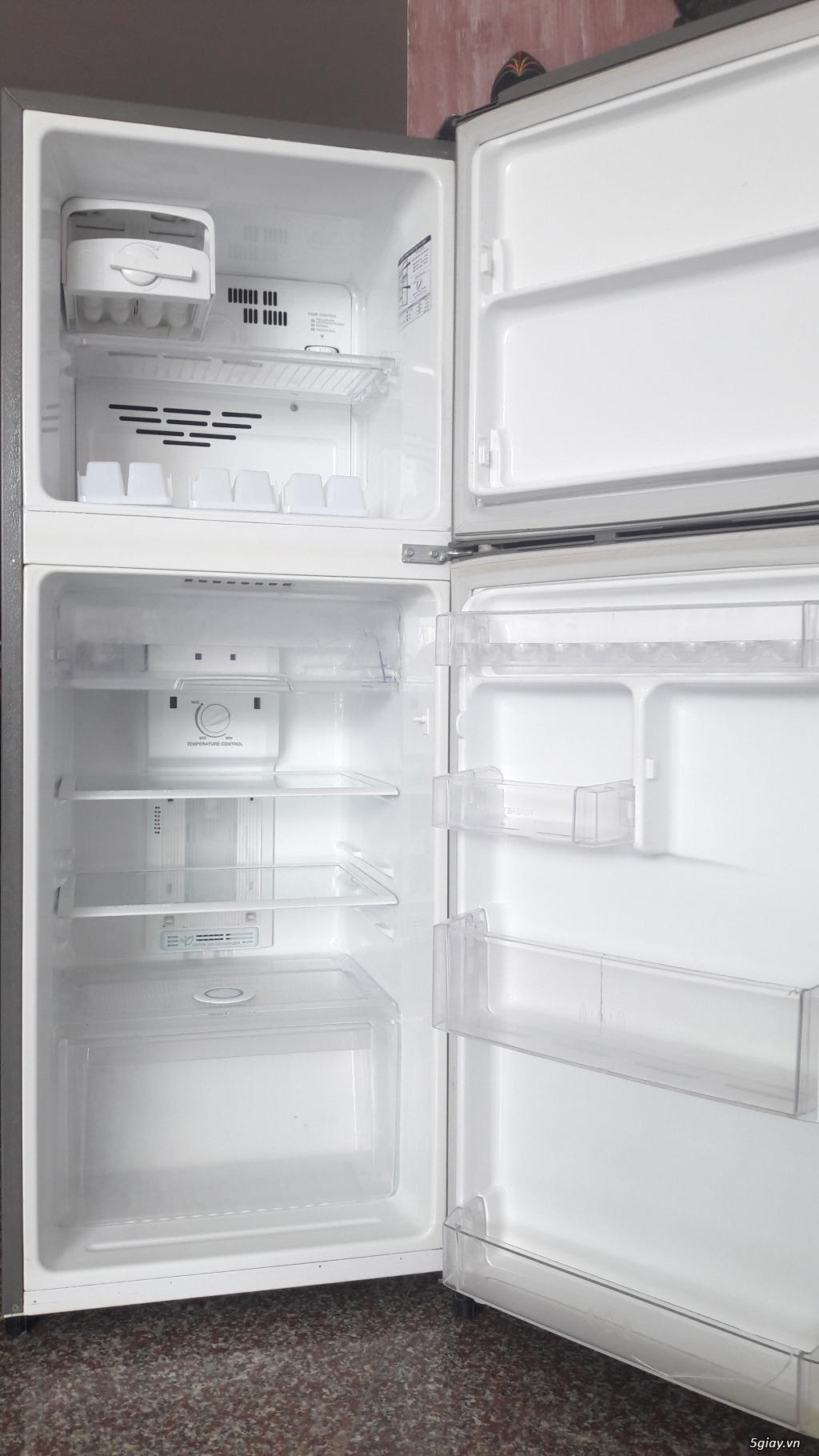 Tủ lạnh LG-185 lít- 2 cửa, 6 ngăn- còn mới 85% - 1