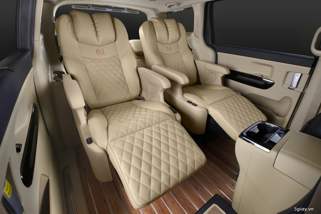 Sedona Limousine 4 chỗ và 7 chỗ cực VIP - 3