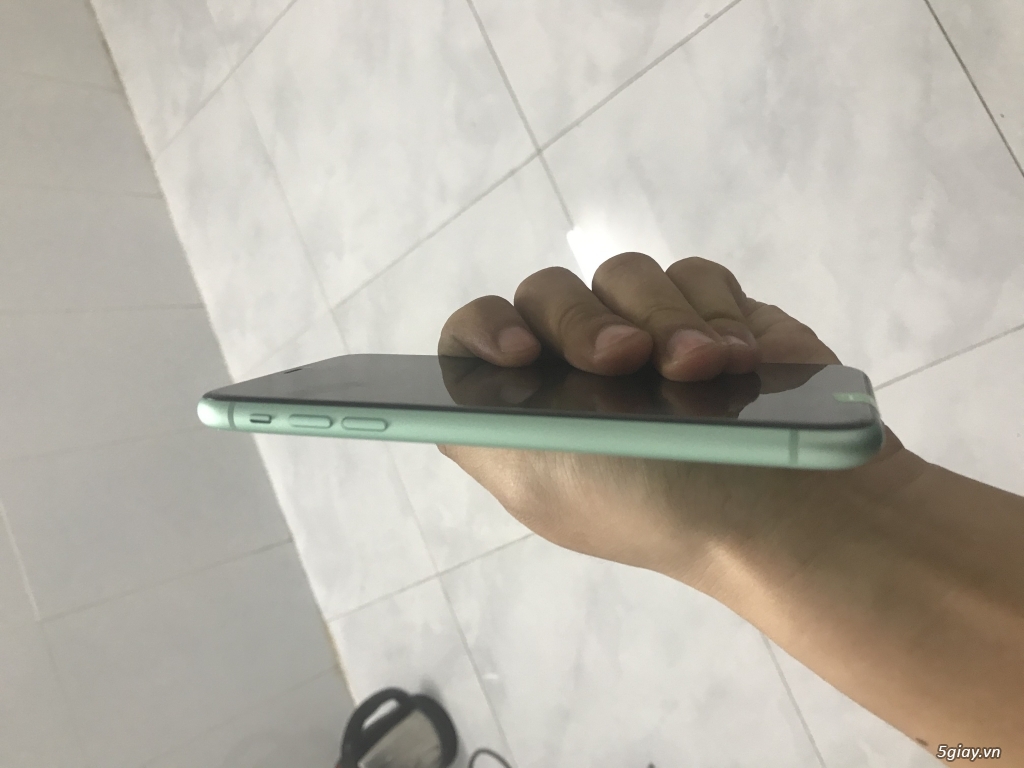 Cần Bán Iphone 11 64Gb xanh - 3