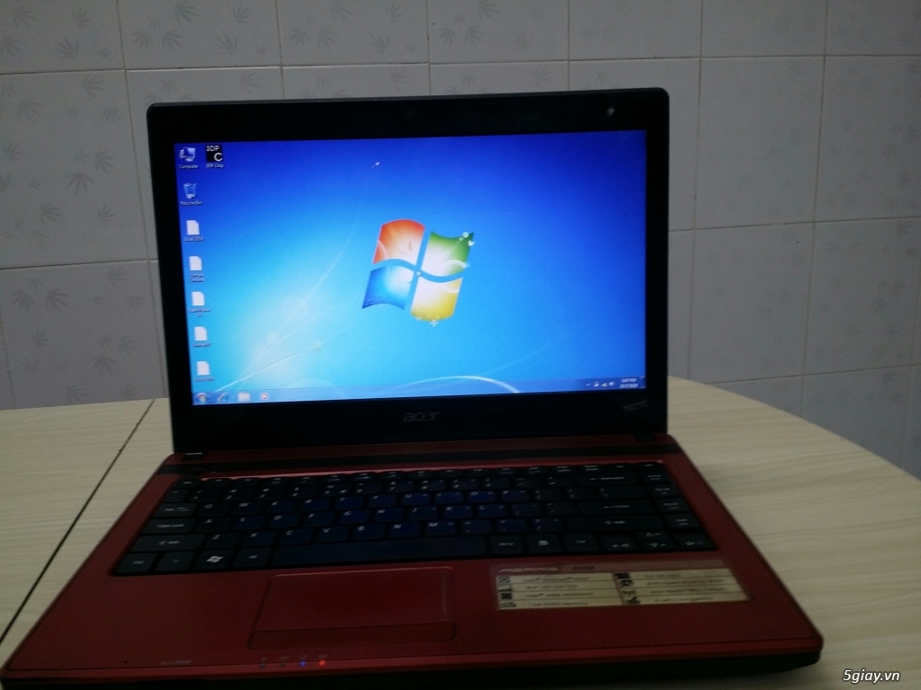 Laptop Acer 4733z, nghe nhạc xem phim lướt facebook các kiểu siêu rẻ - 4