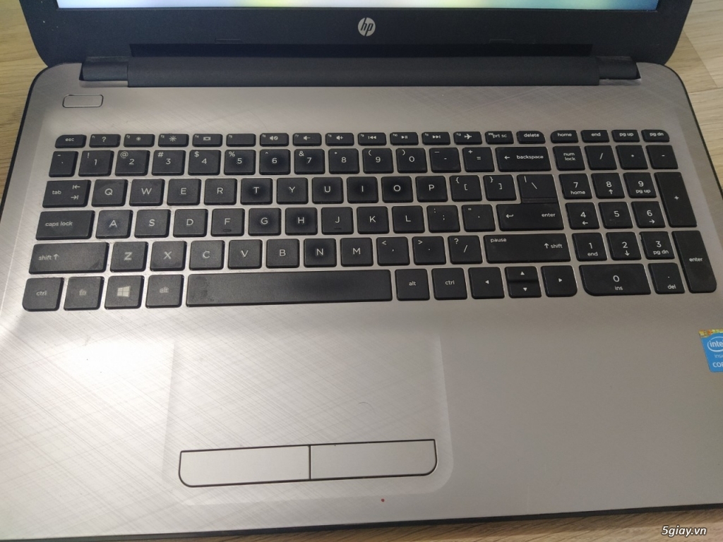 Laptop HP 15 ac152TU (i3 5005U/4GB/500GB) - 3tr5 - 2