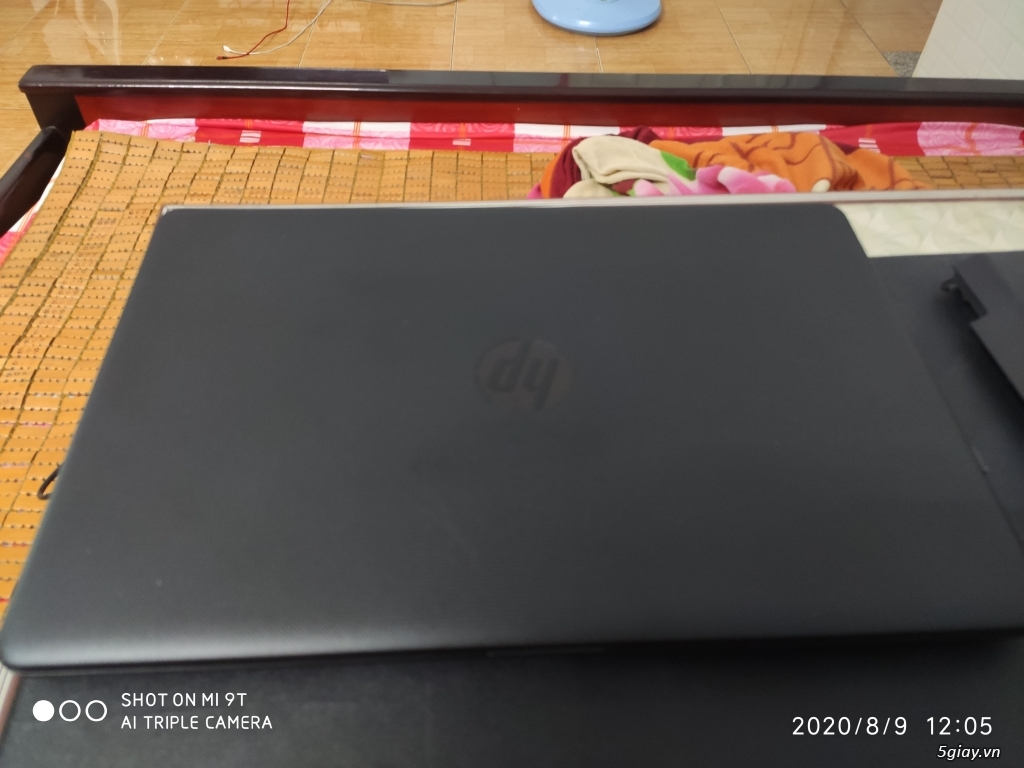 Cần bán laptop HP 15bs-578TU - 1