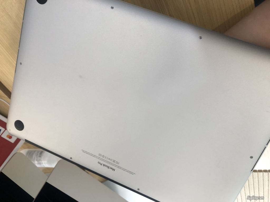 Bán MacBook Pro 2013 15inch i7 chạy siêu nhanh - 1