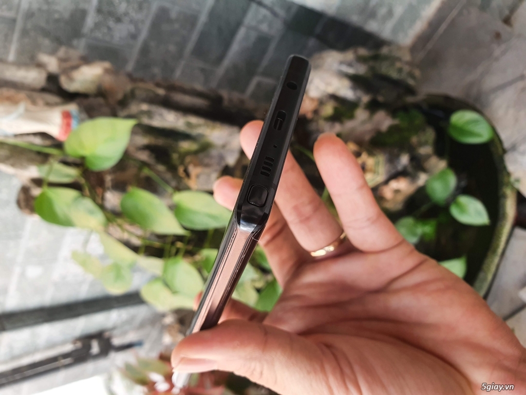Samsung Galaxy Note 9  màu đen chip 845 USA 6/128 cực đẹp dán full 99% - 1