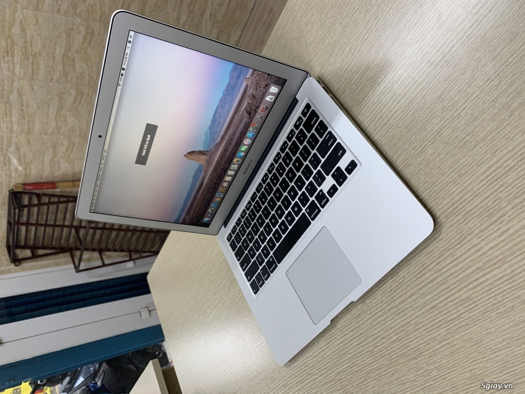 Macbook Air 13 2015 i5 8G 128GB đẹp rẻ 5giay