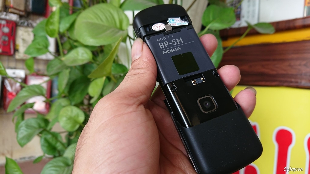 Nokia 8600 Luna Zin chính hãng màu đen huyền bí sang trọng, đẳng cấp - 3