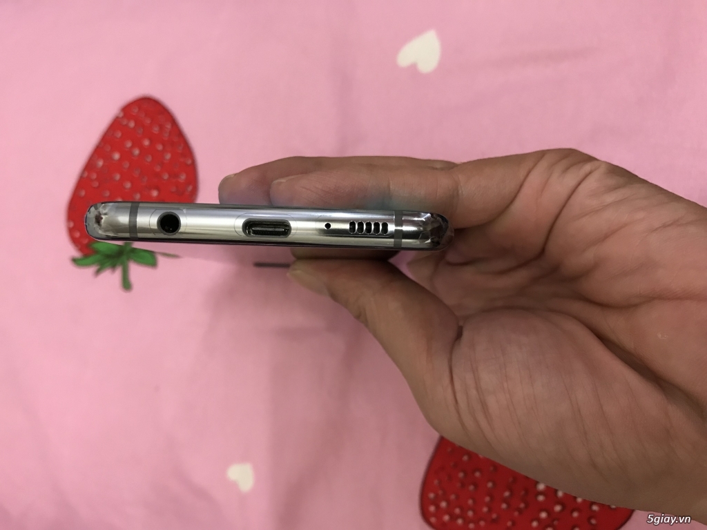 Galaxy S10 Plus đen Gốm Ceramic, Ram 12GB, Bộ Nhớ 1TB(1000gb), như mới