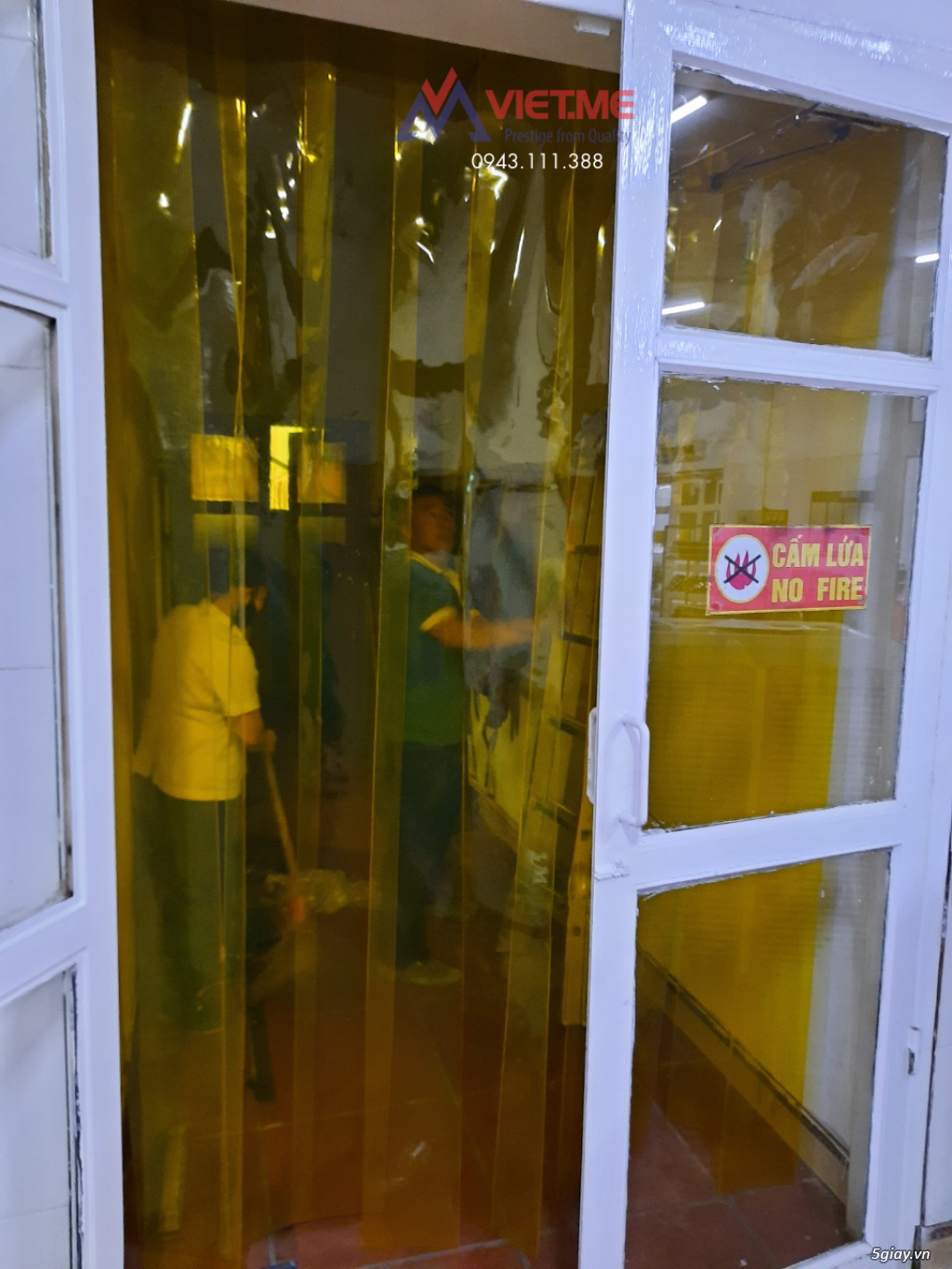 Màn nhựa PVC ngăn côn trùng - 2