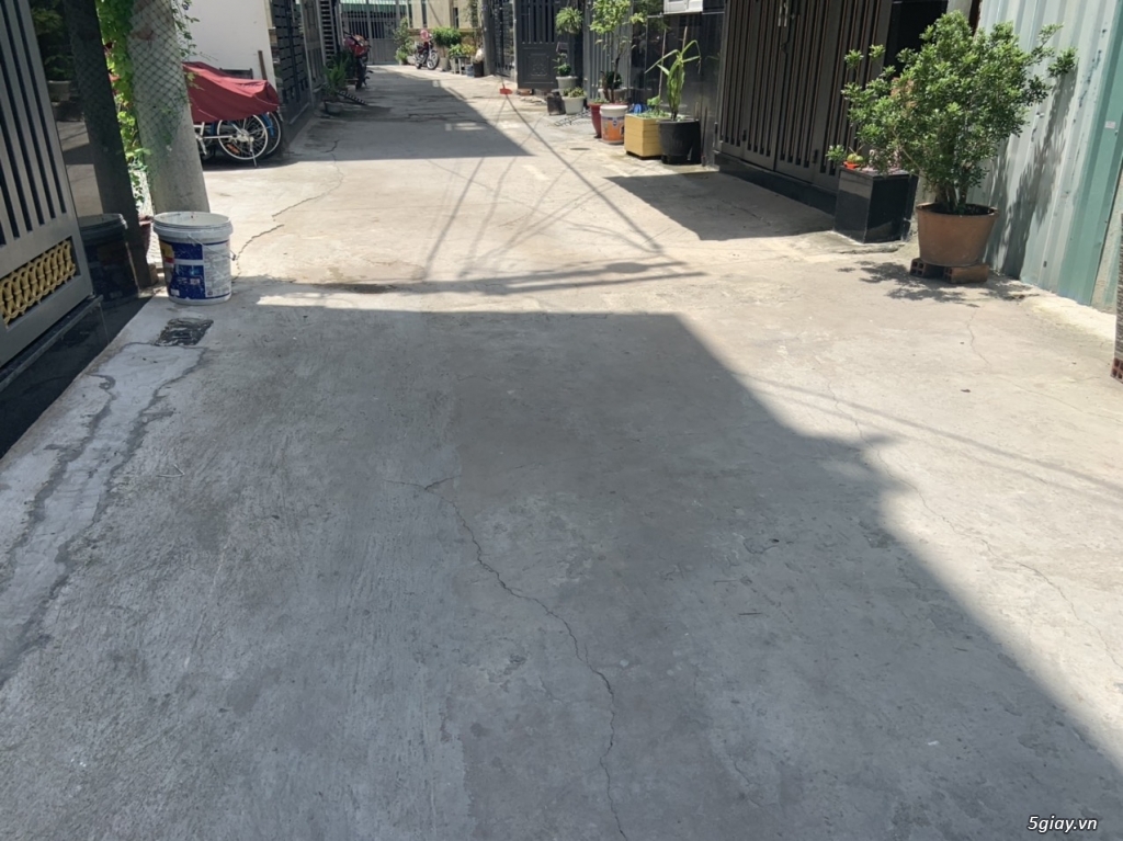 Xe hơi đậu cửa , KDC an ninh, 45m2 ,Nở hậu, 5.6 tỷ Âu Cơ , Tân BÌnh - 2