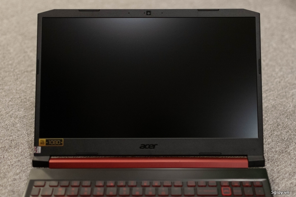Acer Nitro AN515-43-R9FD Ryzen 3550H 16 RAM GTX 1650 NVME 512 - 2