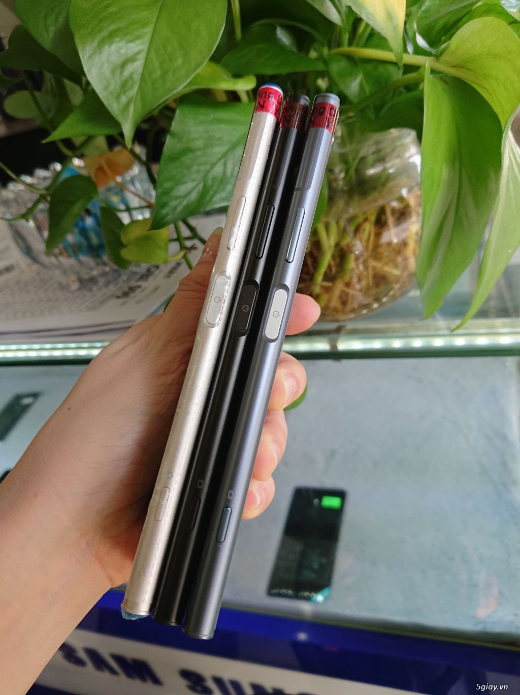 Điện thoại Sony xperia XZ1 1SIM giá tốt nhất tp.hcm - 5