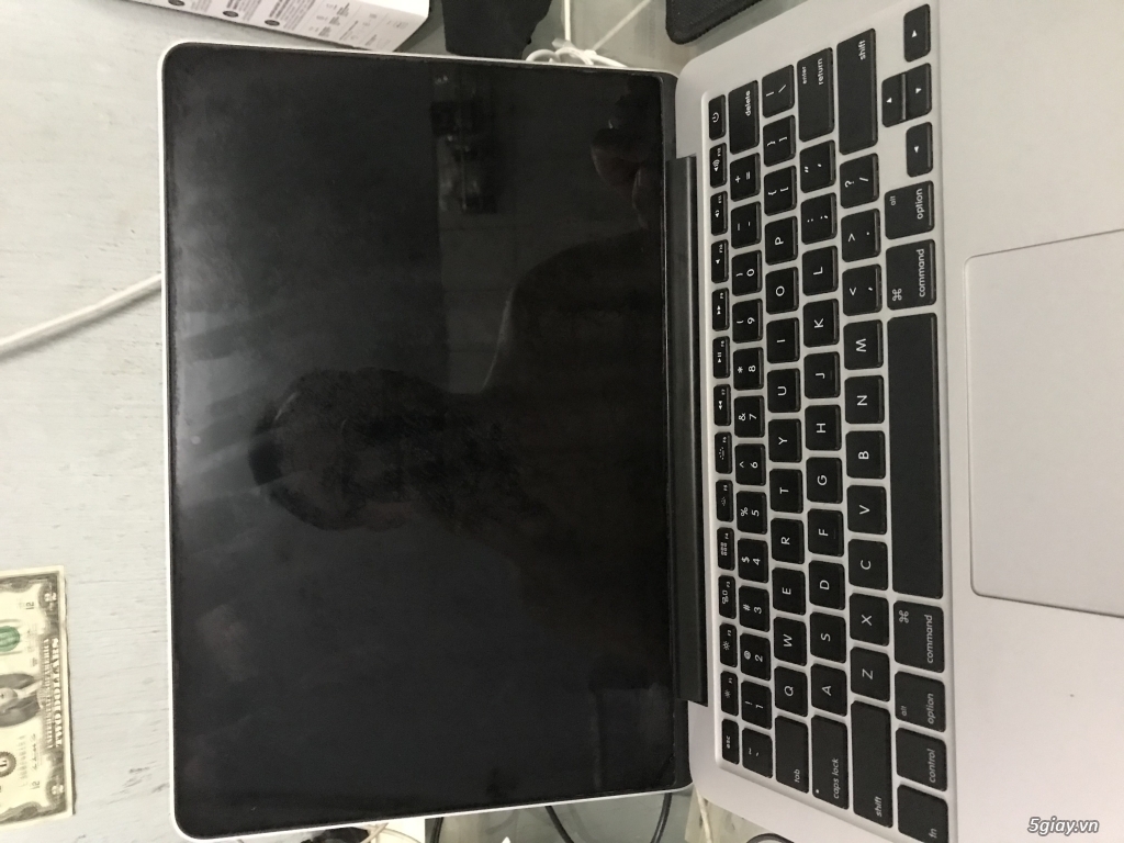 MacBook Pro 13 inch 2015 98% - 1