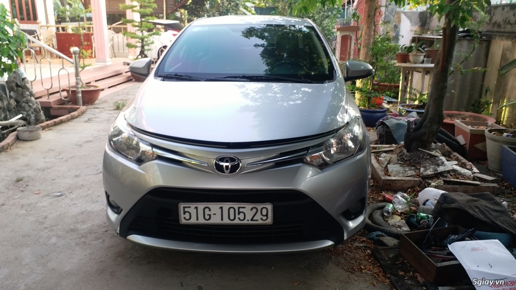 Bán hoặc cho thuê xe VIOS ECVT cuối 2017 màu bạc