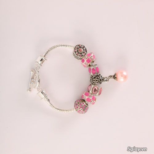 Vòng tay xỏ hạt charm Cung Thiên Bình (23/9 – 23/10)