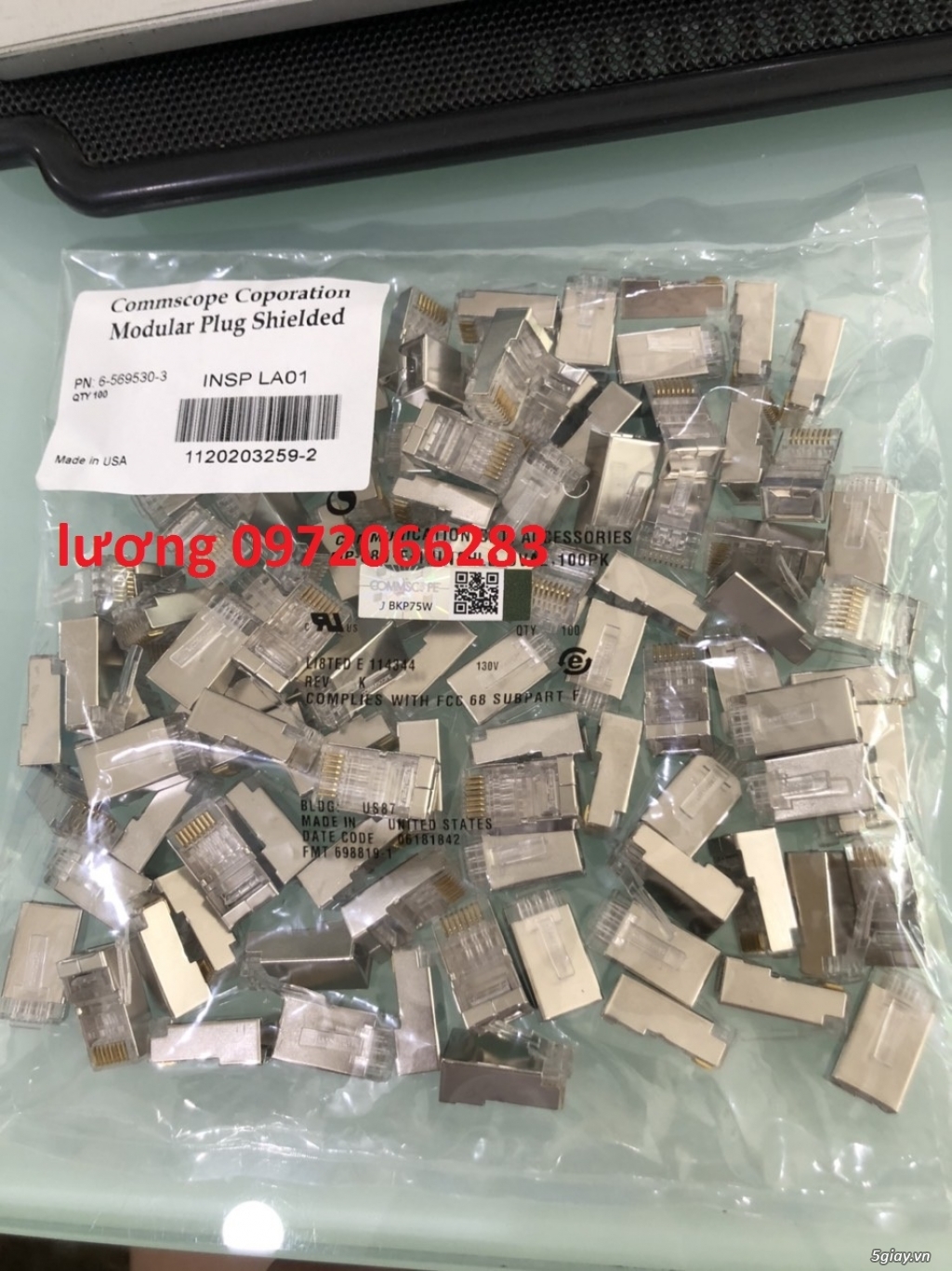 Hạt mạng Sắt AMP chống nhiễu Shielded 8 Position Modular Plug mã 6-569