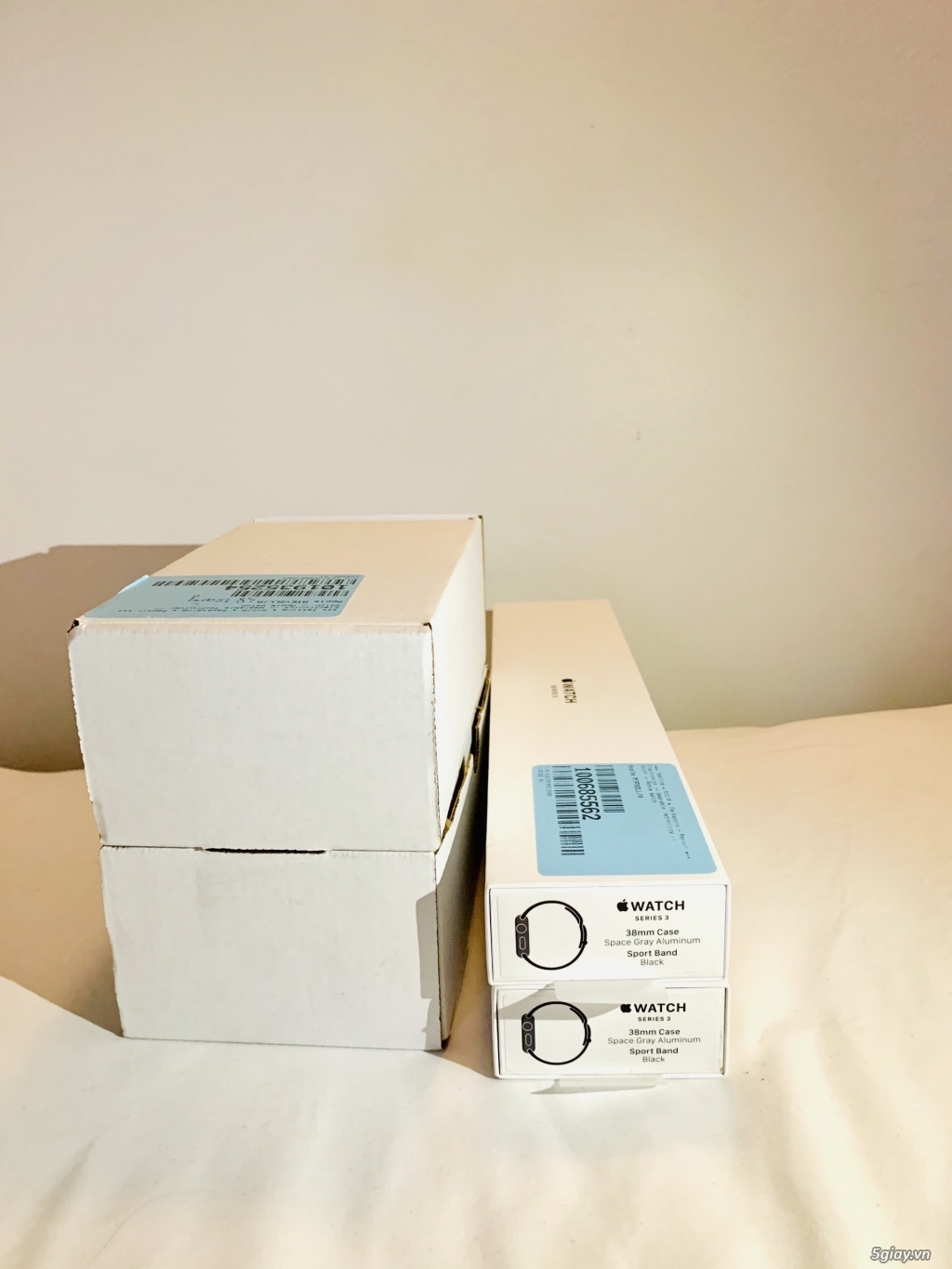 Apple watch series 3-38mm- Gray/Silver - 1