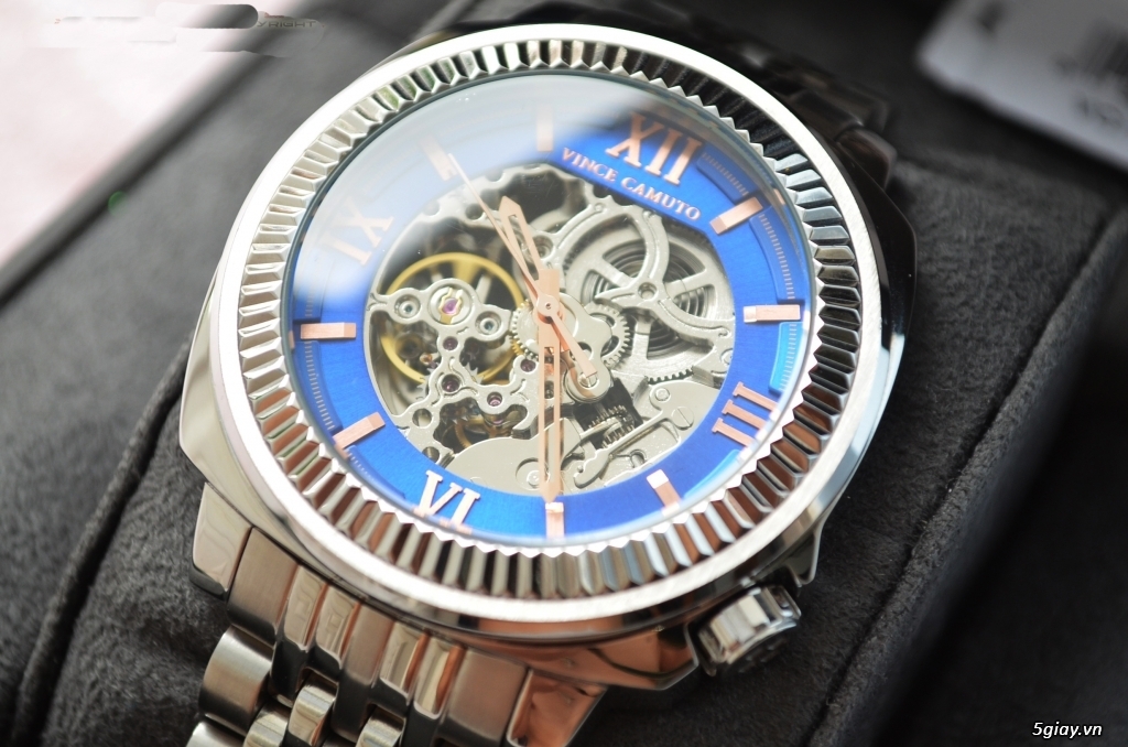 Đồng hồ Vince Camuto Automatic xanh tuyệt đẹp, thời thượng, giá tốt