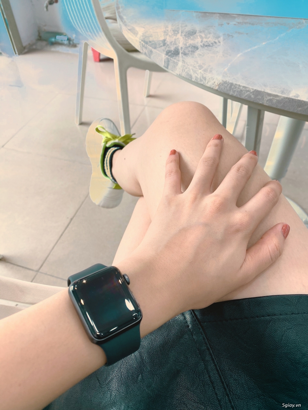 Apple watch series 3 - 38mm-Gray - 2