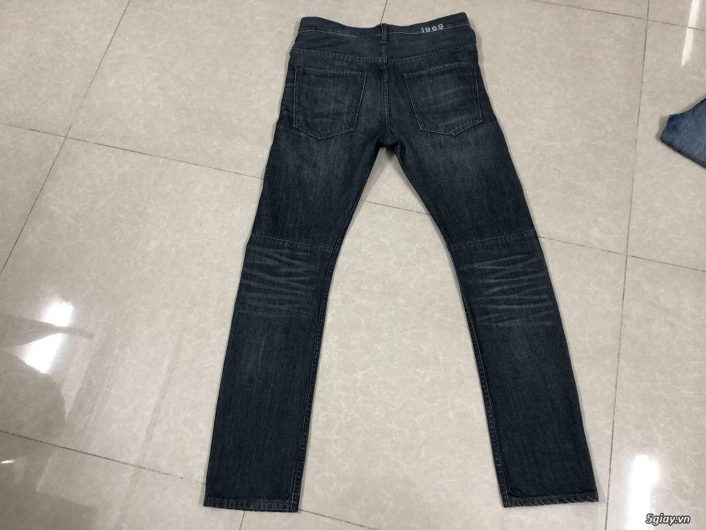 2 Jean nhật uniqlo đẹp mới size 32 - 24