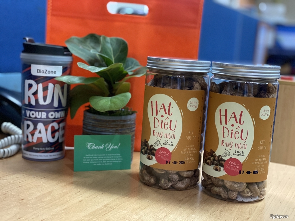 Hạt điều rang muối HadiFood- 100% Bình Phước hộp 500 gram - 2