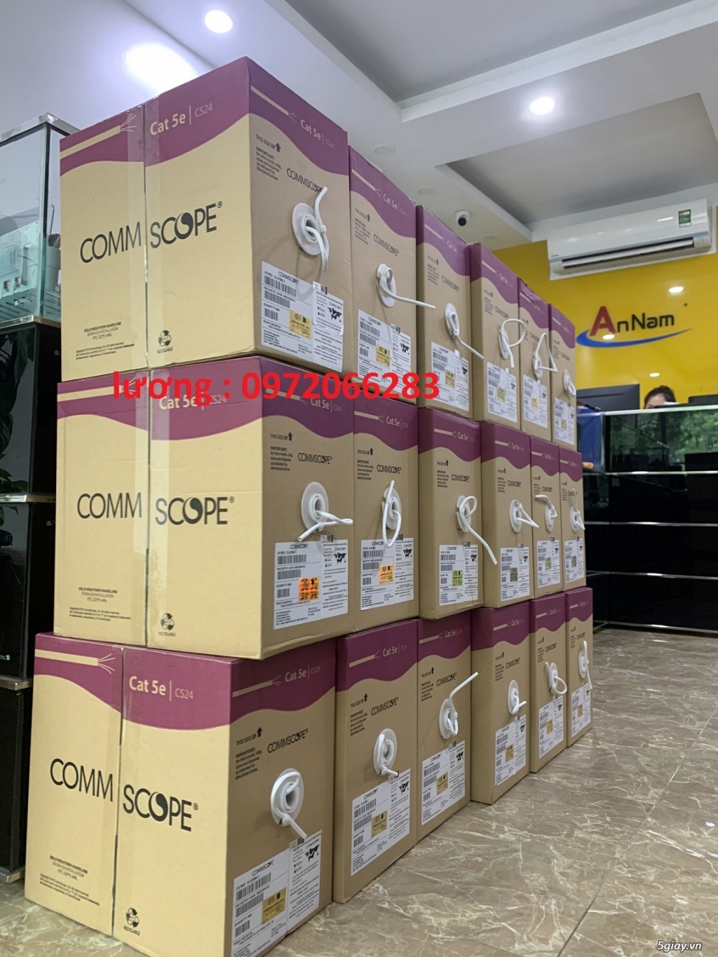 Cáp mạng Cat5e UTP COMMSCOPE mã PN: 6-219590-2 - 8