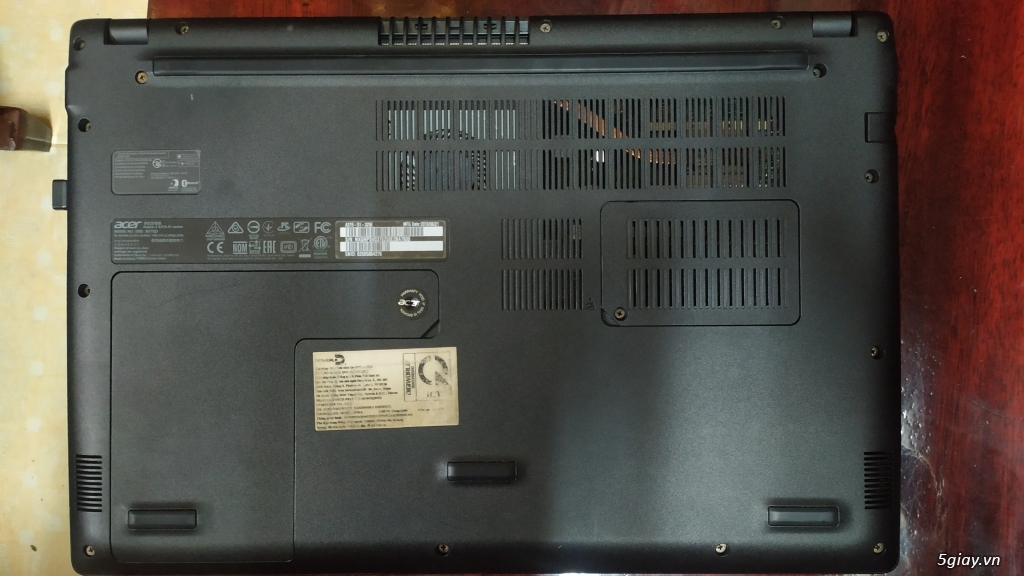 Bán Laptop ACER ASPIRE 3 A315-51/I3-7020/RAM-4GB/VGA INTEL/SSD 120GB/ - 1