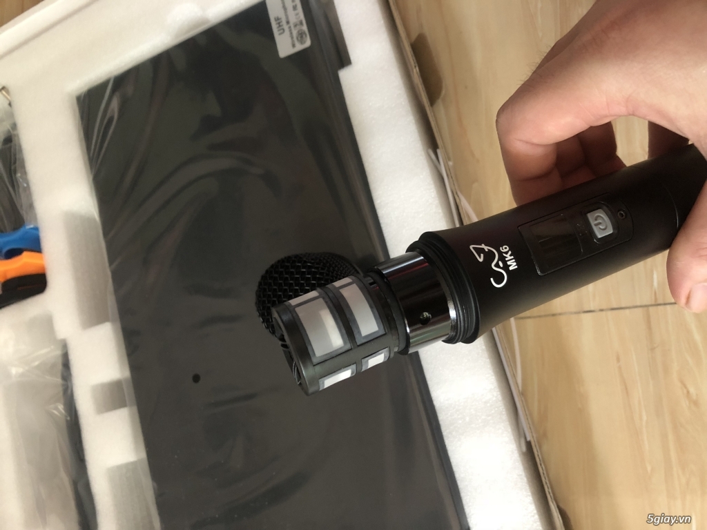 Micro cho karaoke gia đình phòng hát sk - 1