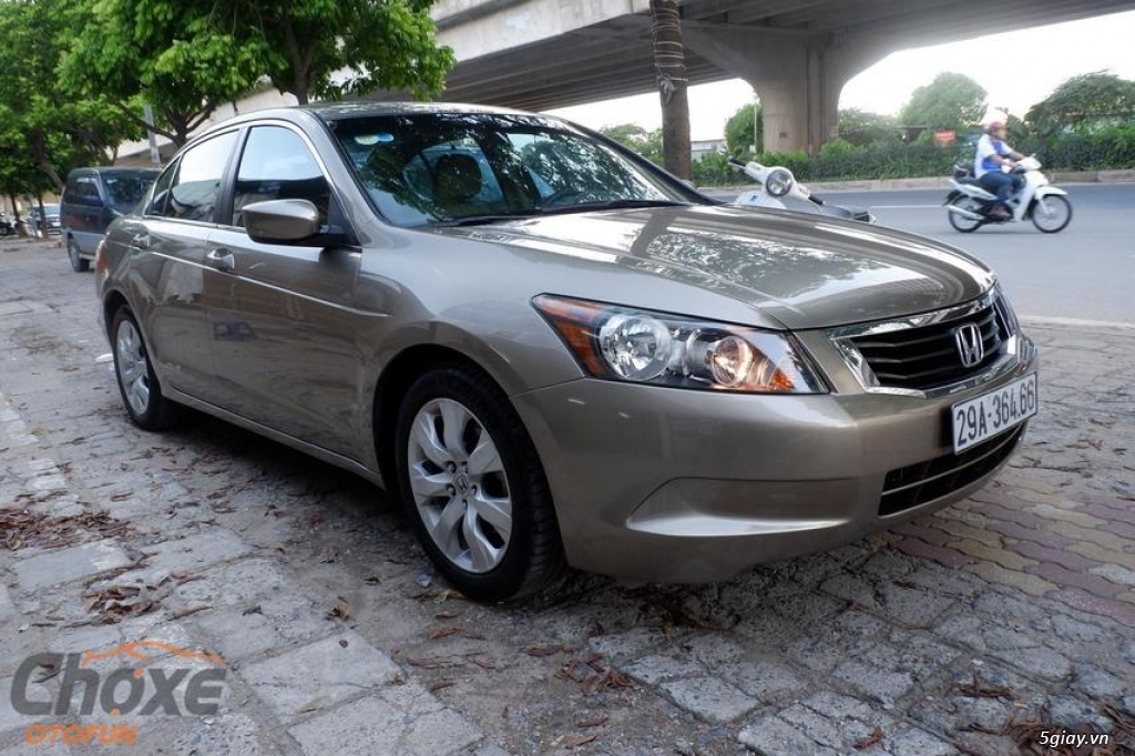 Năm tuổi có nên mua xe ô tô hay không?