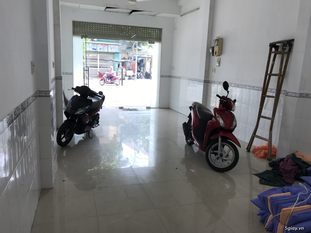 Cho thuê mặt bằng Quận Tân Phú - 1