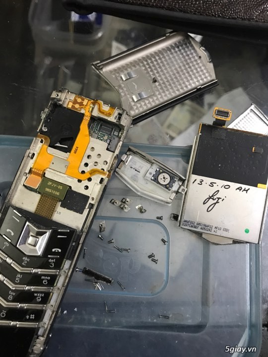 Chuyên sửa VERTU.NOKIA 8800. Thay linhkiện zin vỏ, màn hình, dây nguồn - 10