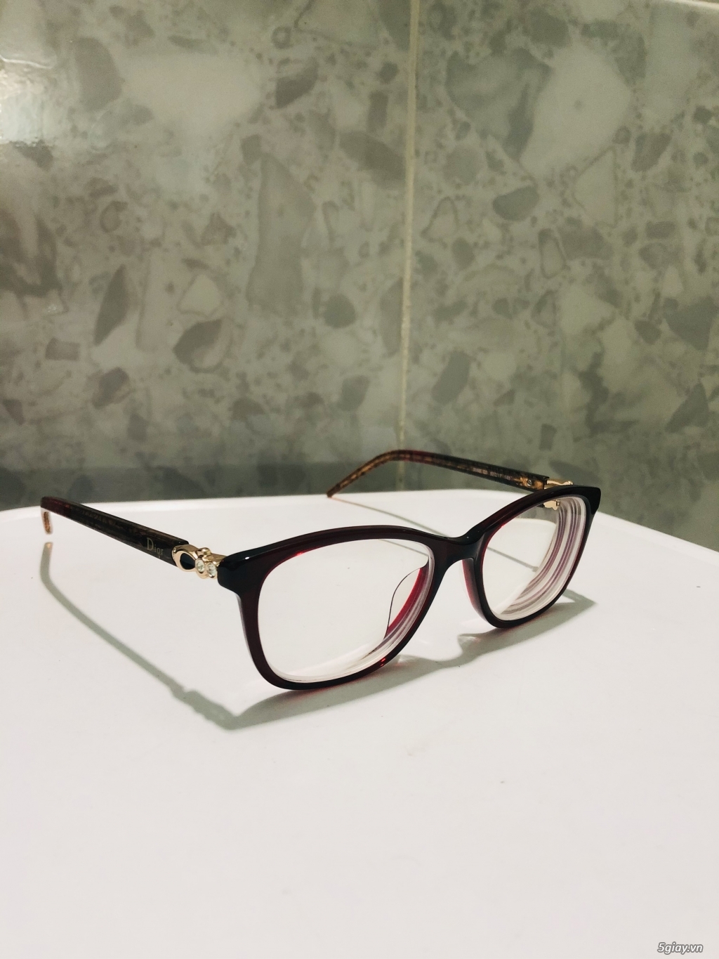 Thanh lý mắt kính Dior