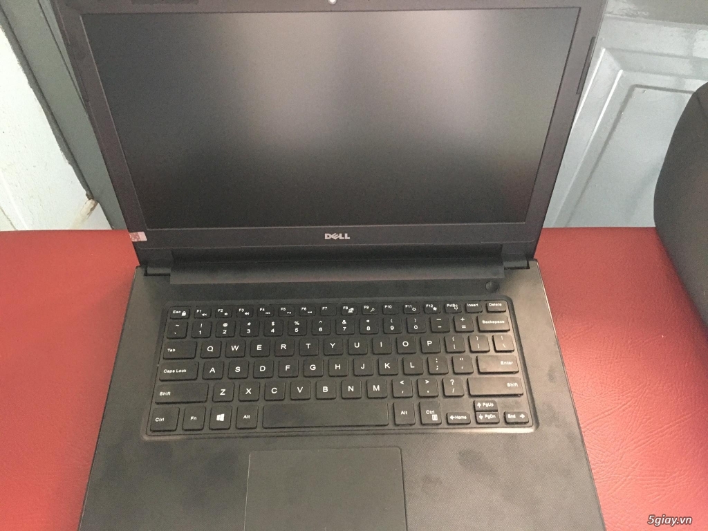 Cần bán : Laptop DELL Inspiron 14 - core i3-8130U - ram 8gb - SSD 120g