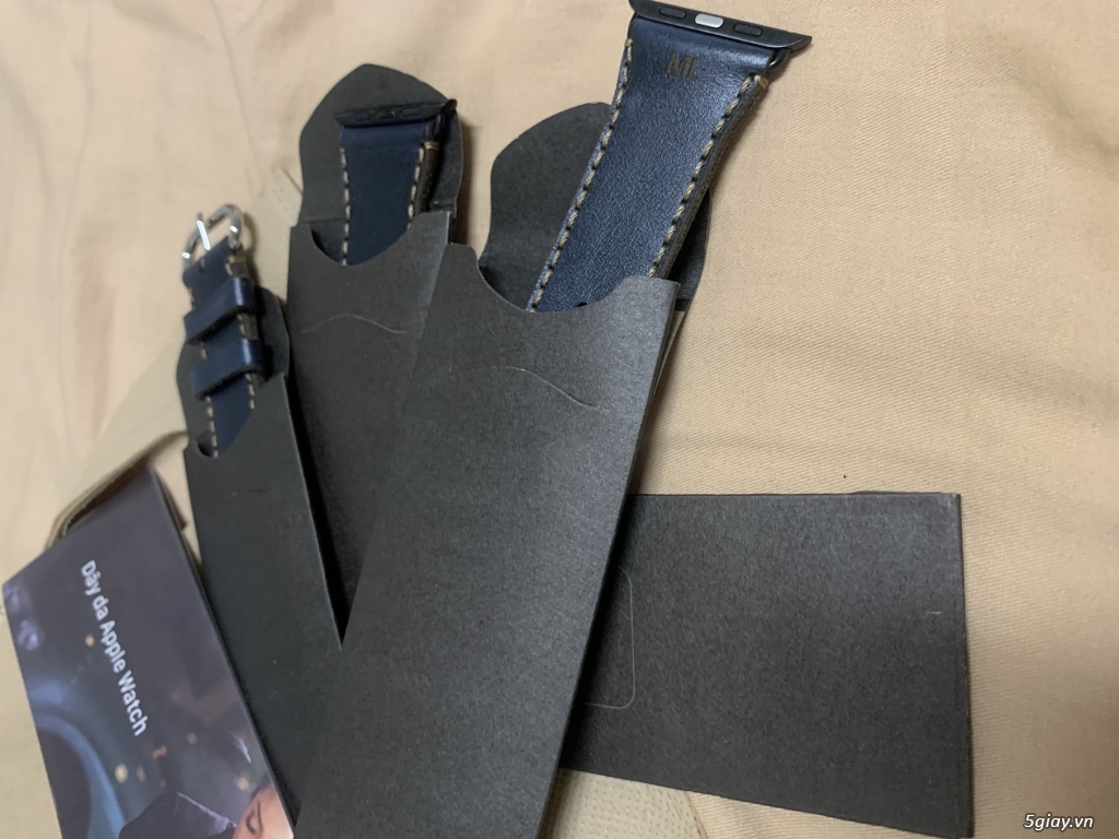 ỐP LƯNG SPIGEN IPHONE XR VÀ DÂY APPLE WATCH - 2