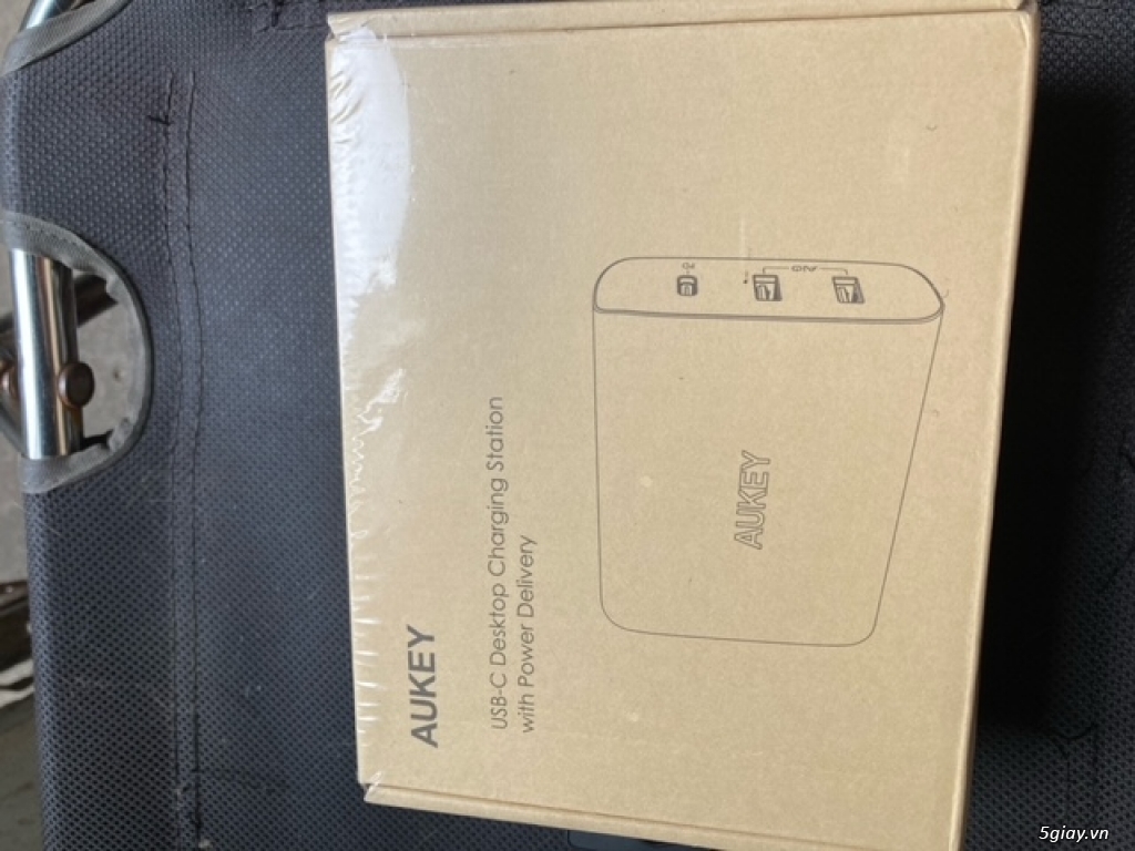 Sạc Aukey 72W 3 cổng sạc có PD 3.0 - 3