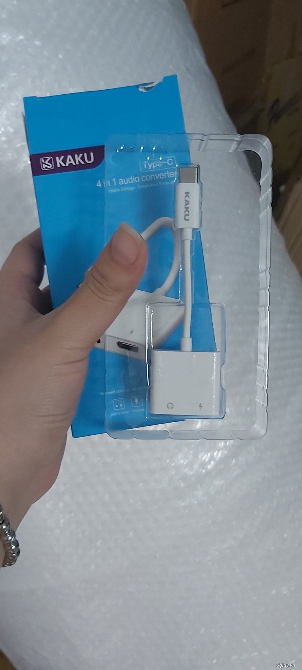 Qùa sinh nhật nhưng không dùng đến - 1
