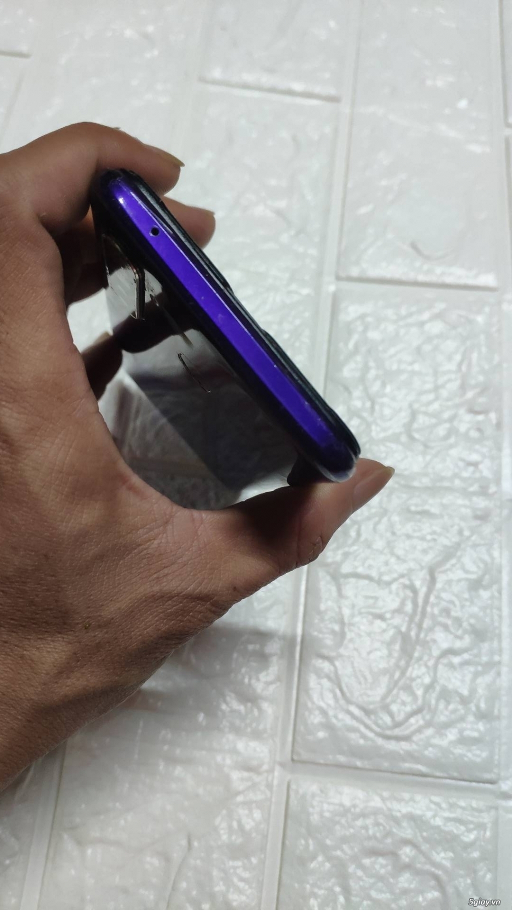Cần Bán Realme 5 Pro - 5