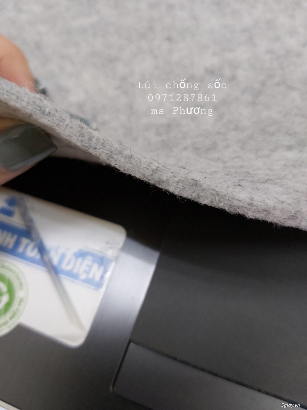 Sản xuất vải nỉ, vải xăm kim làm túi chống sốc laptop - 1