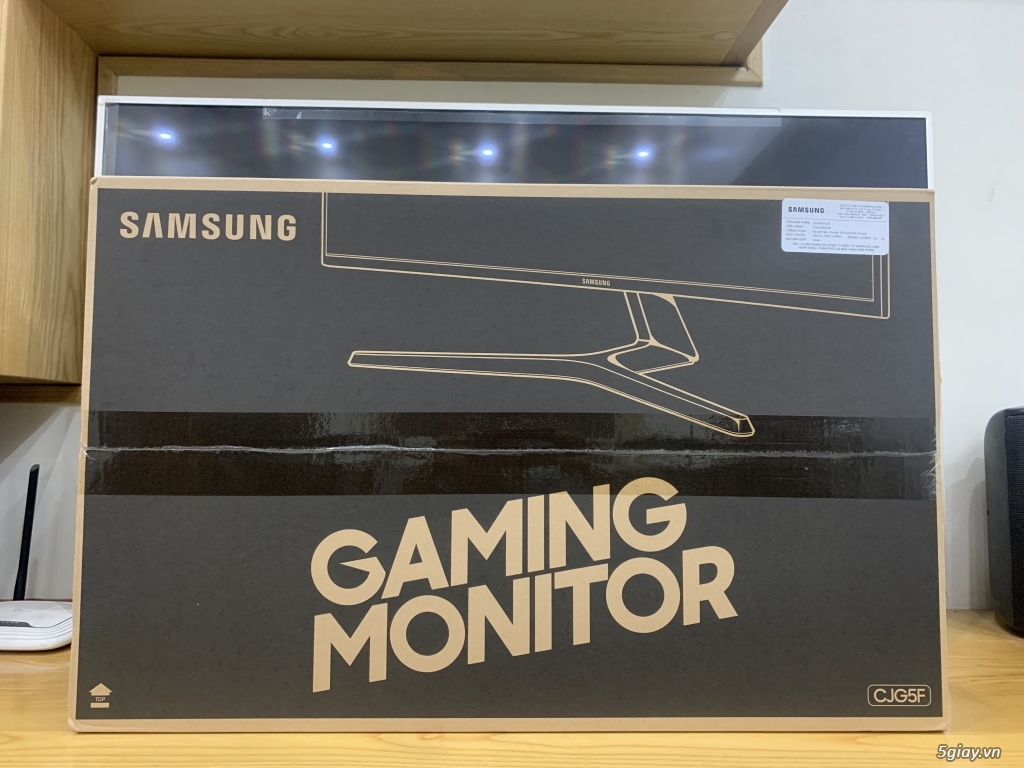 CẦN BÁN : MÀN SAMSUNG 32inch cong 144Hz - 1