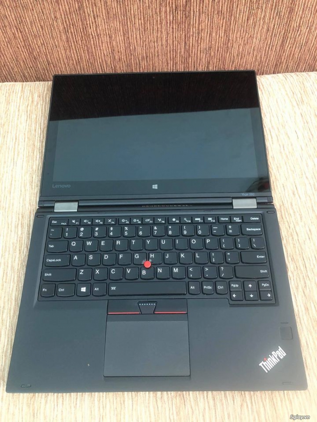 Thinkpad Yoga 260 -Dell  7400 2 in 1-ASUS Zenbook Flip14 UX461FA 2 in1 - 2