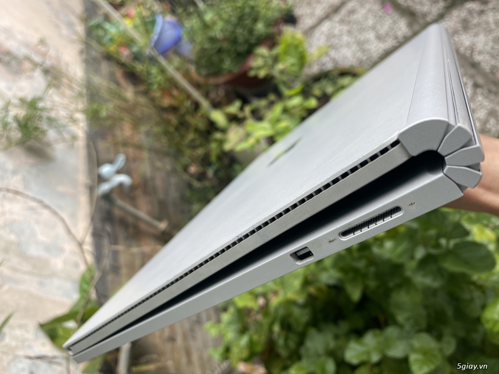 Surface Book core i5 8g 256g GPU 13.5 inch - 1