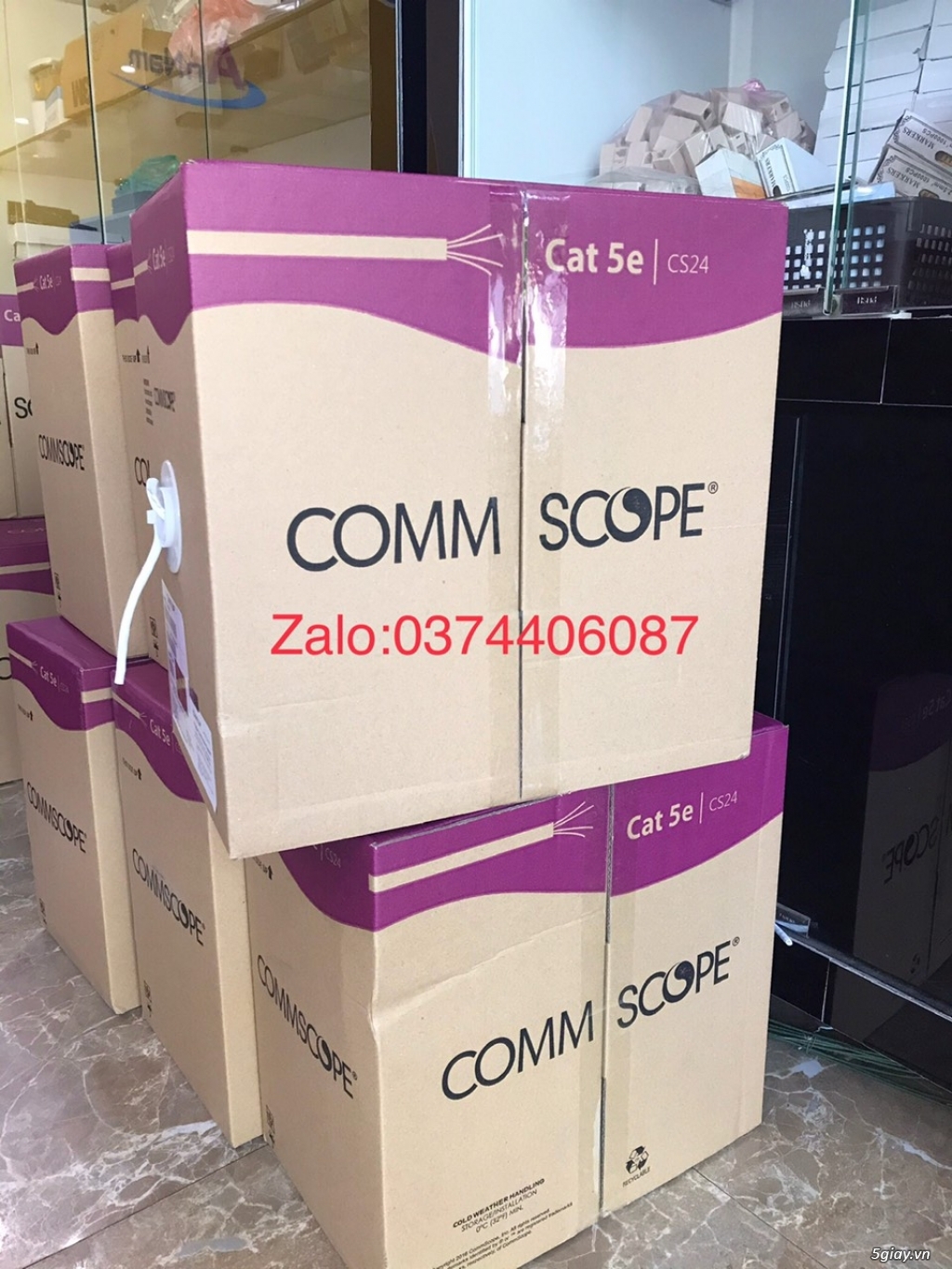 cáp mạng cat5 commscope hàng có sẵn