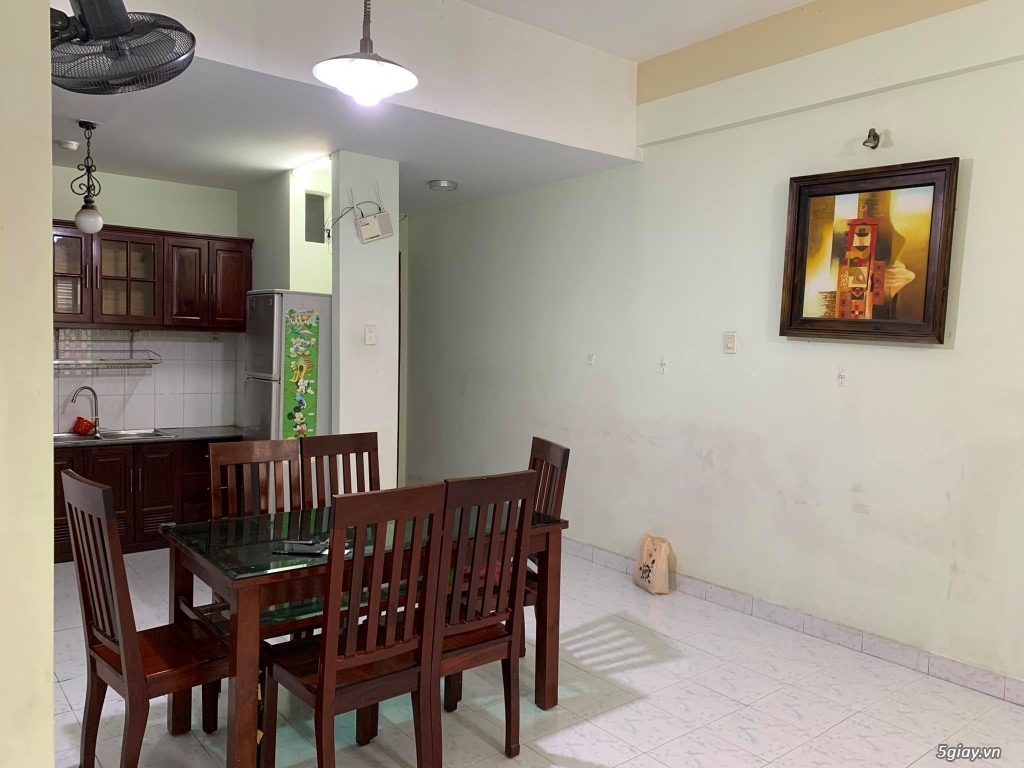 Cho thuê căn hộ 2PN, 2WC kế Q1 - 2