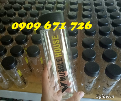 Địa chỉ in logo bình nước quà tặng giá rẻ tại Quận 3 - 6