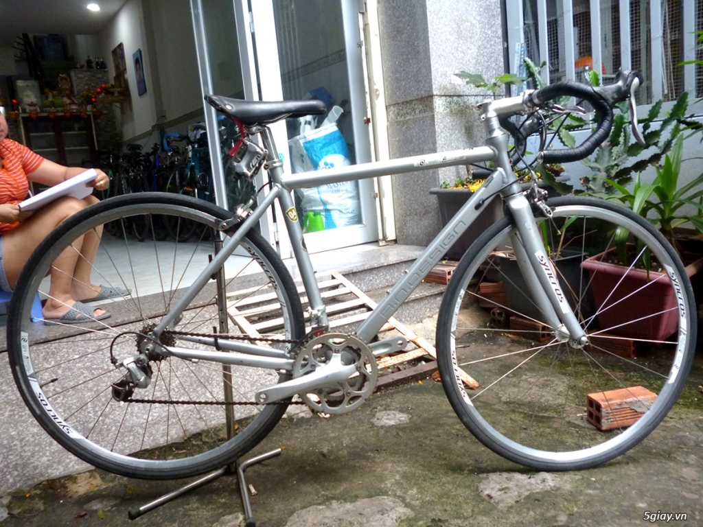 CHUYÊN BÁN XE CUỘC ĐUA HÀNG BÃI NHẬT